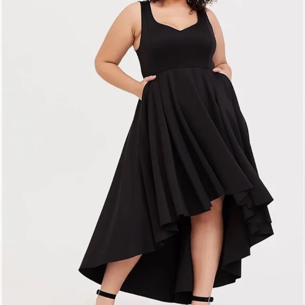 Torrid scuba hi-lo black dress with pockets